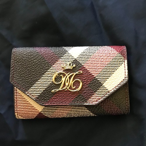 Nwot daks trifold - daks, key